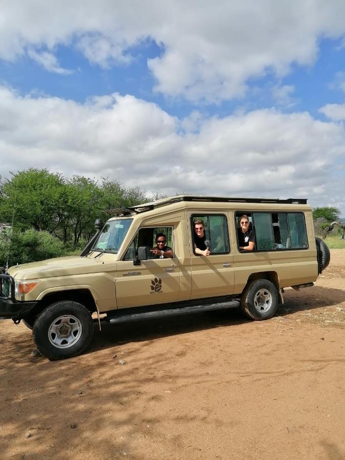 Hakuna Woga Inn Arusha Exteriör bild